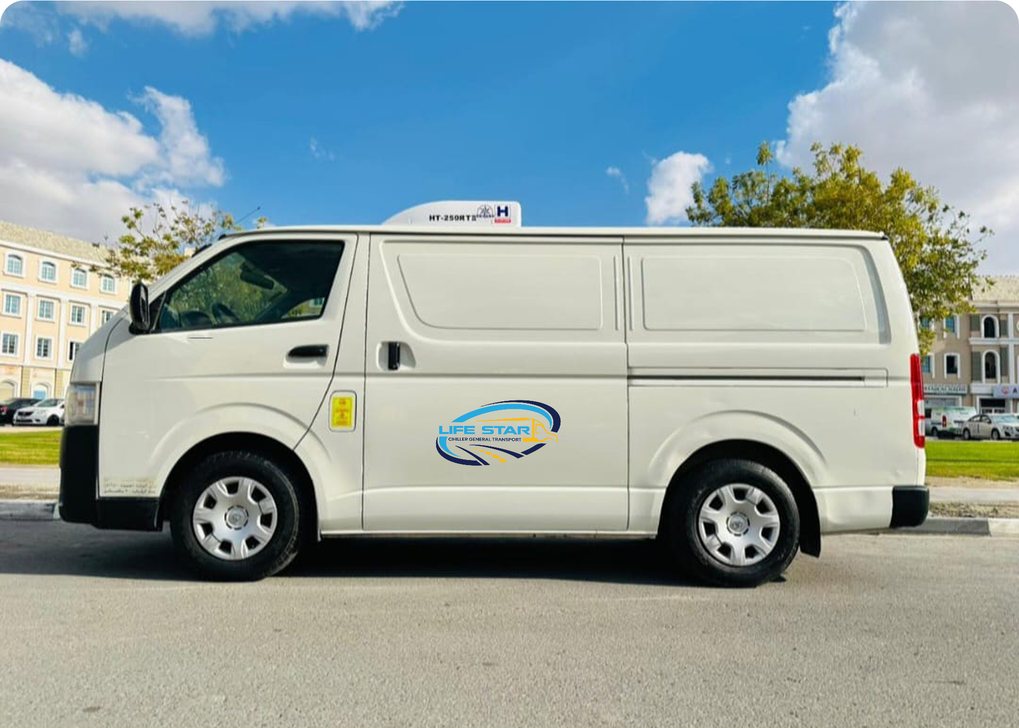 Chiller van for rent in Abu Dhabi and Dubai – standard roof model for safe food, catering, and pharma refrigerated transport.